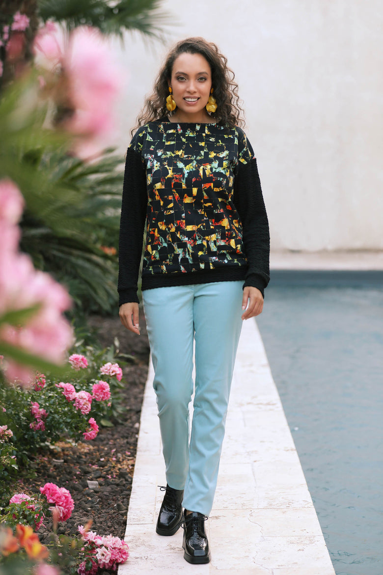 vêtement artist la marque pantalon-suede-bleu-pastel-a-fleur-de-peau