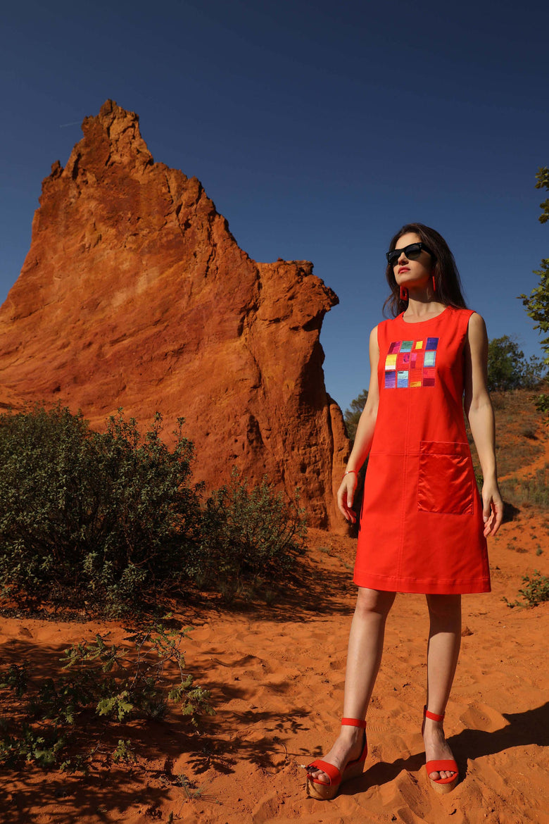 vêtement artist la marque robe-mille-une-couleurs