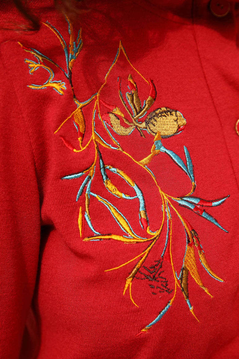 vêtement artist la marque cardigan-uni-brode-jardins-enchantes