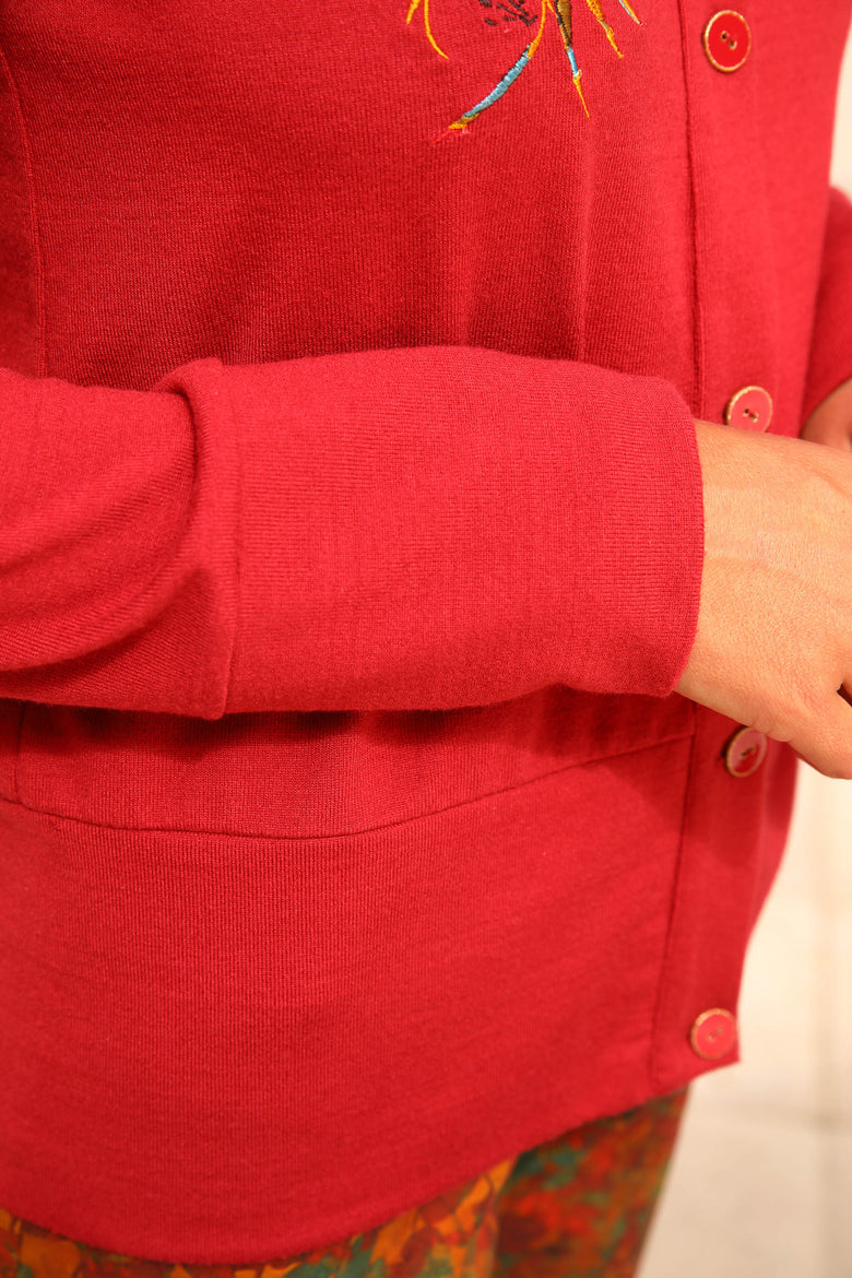 vêtement artist la marque cardigan-uni-brode-jardins-enchantes