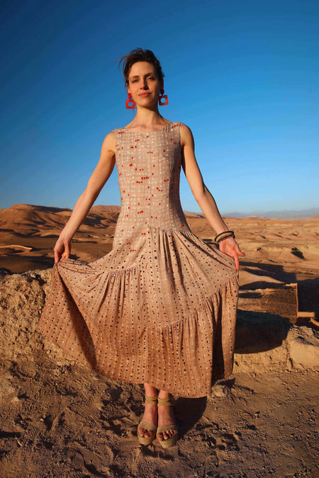 vêtement artist la marque robe-longue-au-fil-de-lin