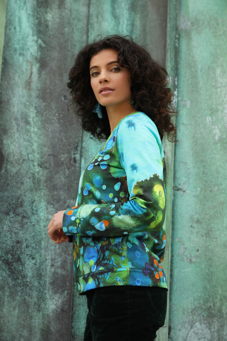 vêtement artist la marque sweat-au-pays-des-merveilles