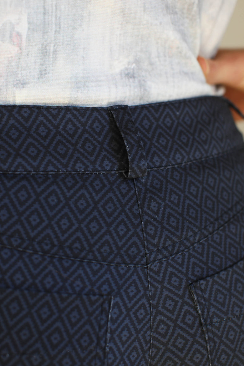 vêtement artist la marque pantalon-luminescence