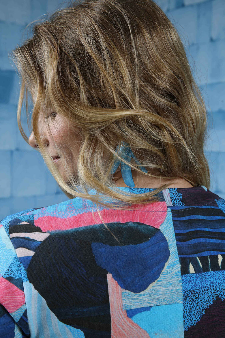 vêtement artist la marque cardigan-imprime-un-monde-recompose