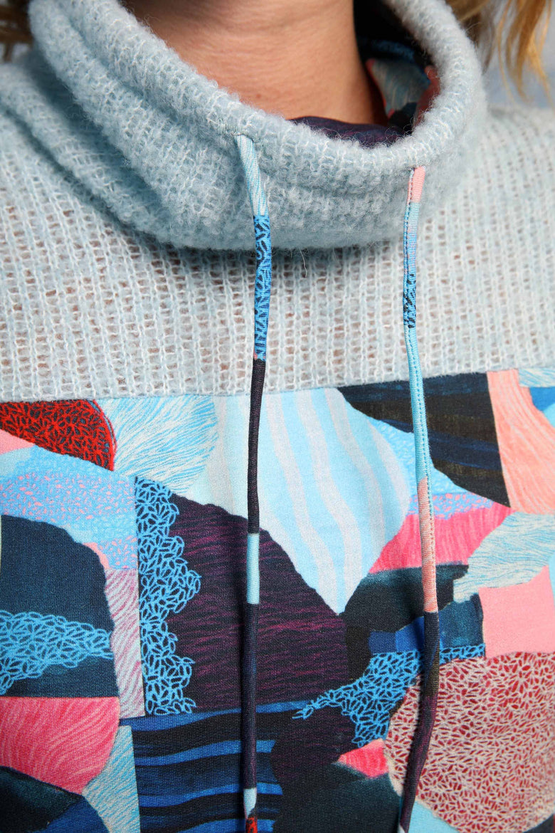 vêtement artist la marque pull-imprime-un-monde-recompose