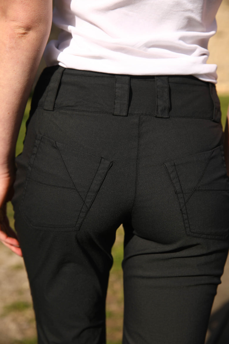 vêtement artist la marque pantalon-super-stretch-permanents