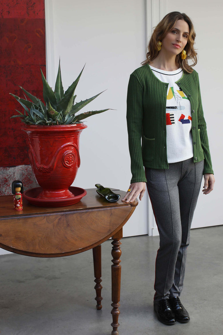 vêtement artist la marque cardigan-vert-tous-ensemble