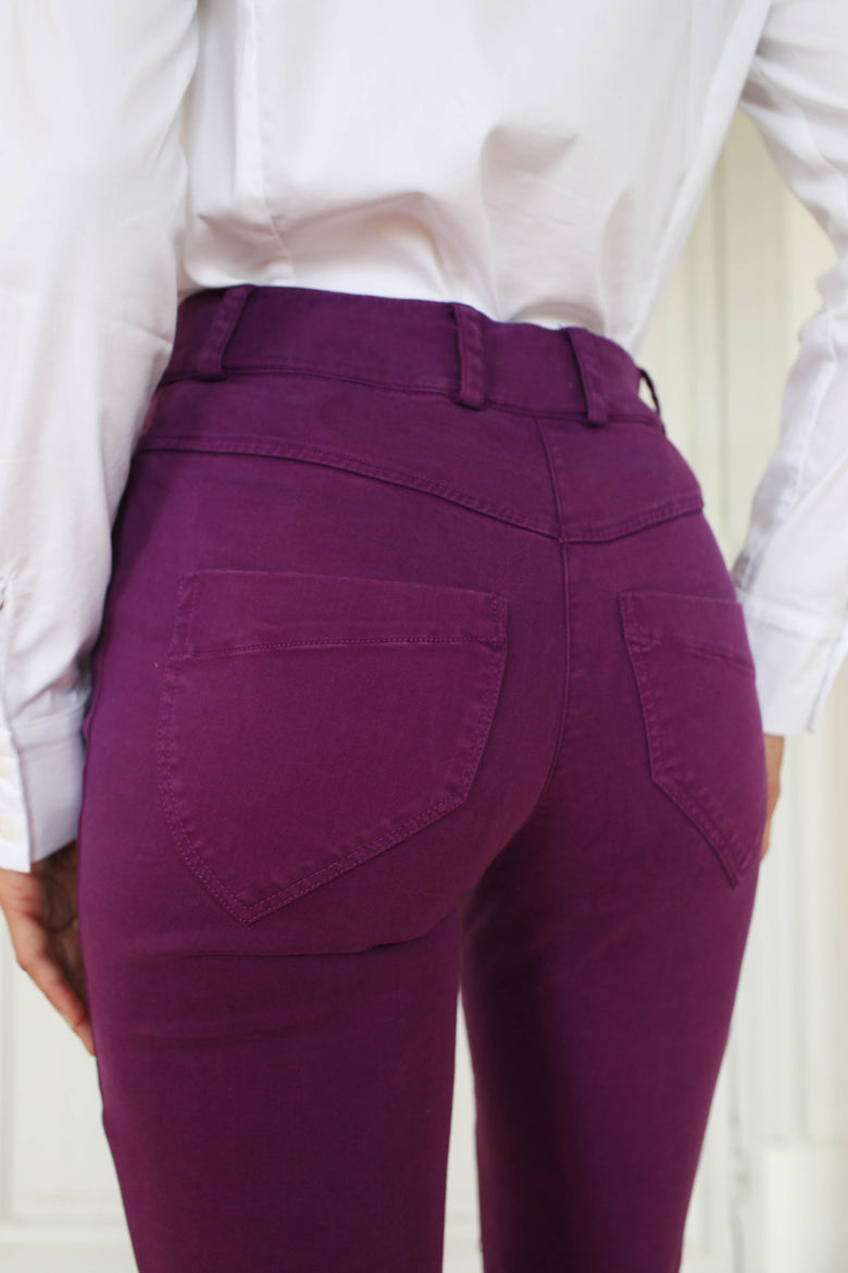 vêtement artist la marque pantalon-suede-permanents-2025