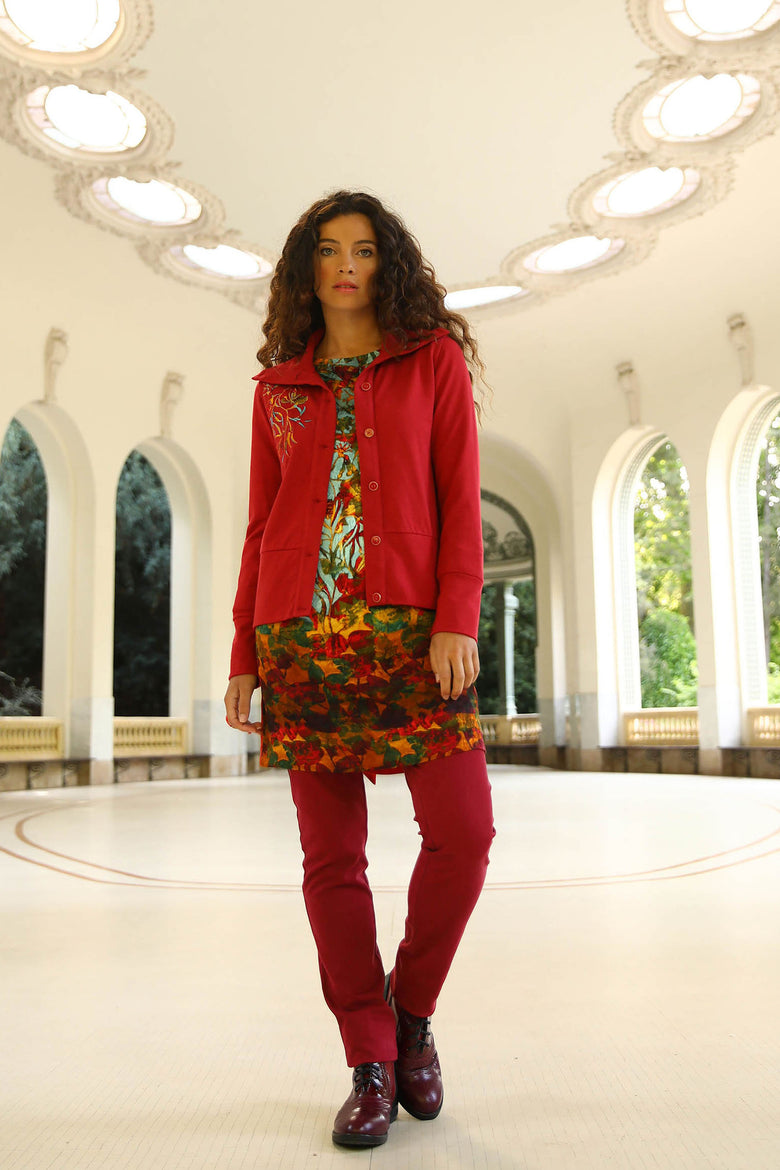 vêtement artist la marque cardigan-uni-brode-jardins-enchantes
