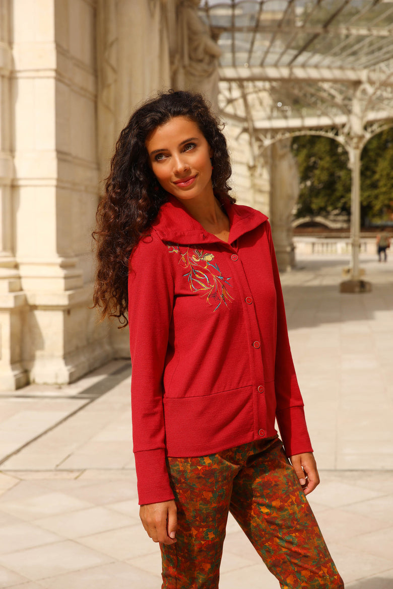 vêtement artist la marque cardigan-uni-brode-jardins-enchantes