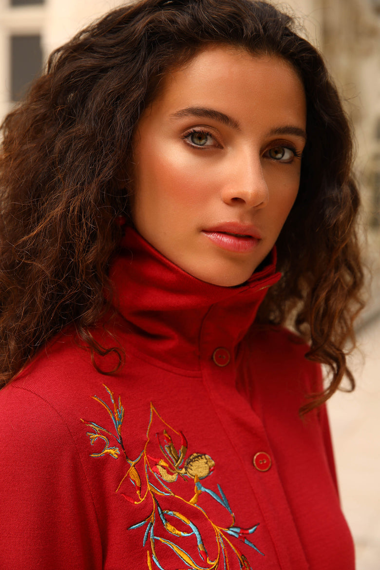 vêtement artist la marque cardigan-uni-brode-jardins-enchantes