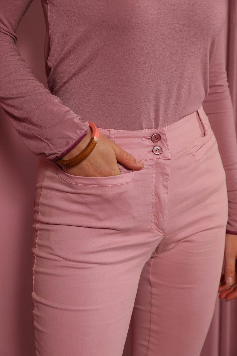 vêtement artist la marque pantalon-univers