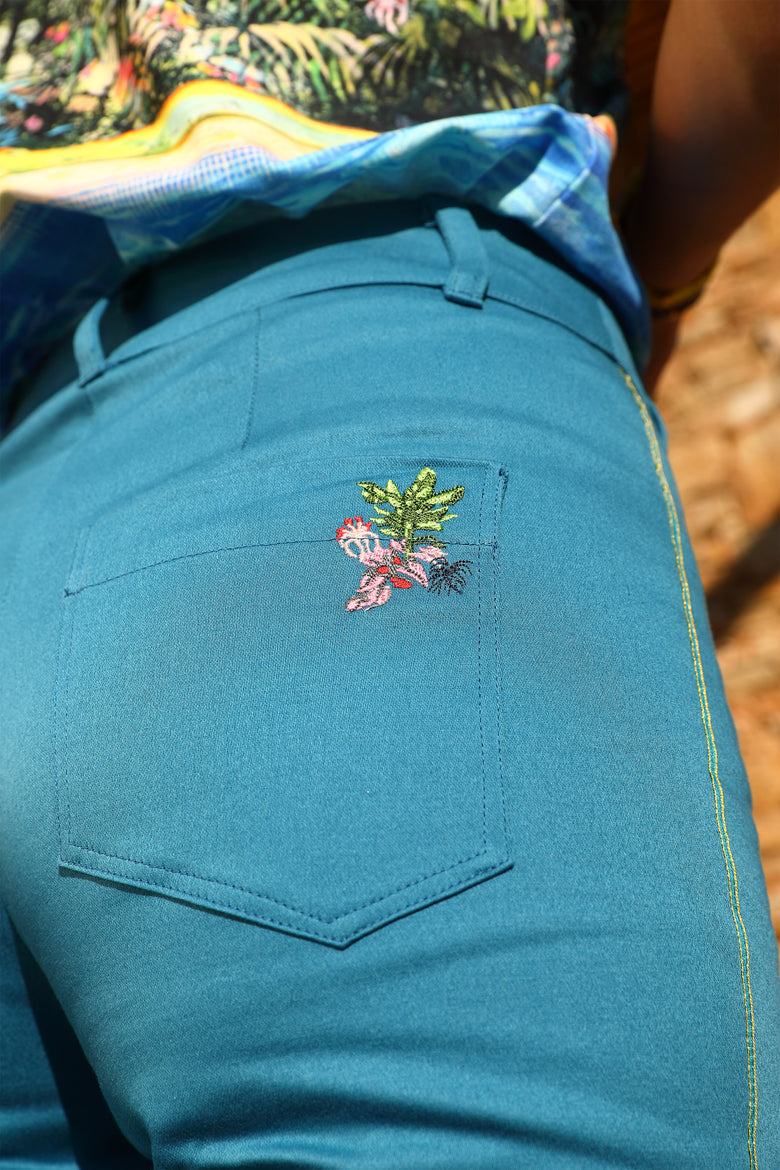 vêtement artist la marque pantalon-wonderland