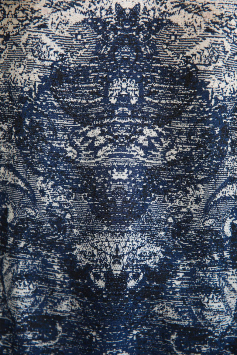 vêtement artist la marque top-ample-tapisserie