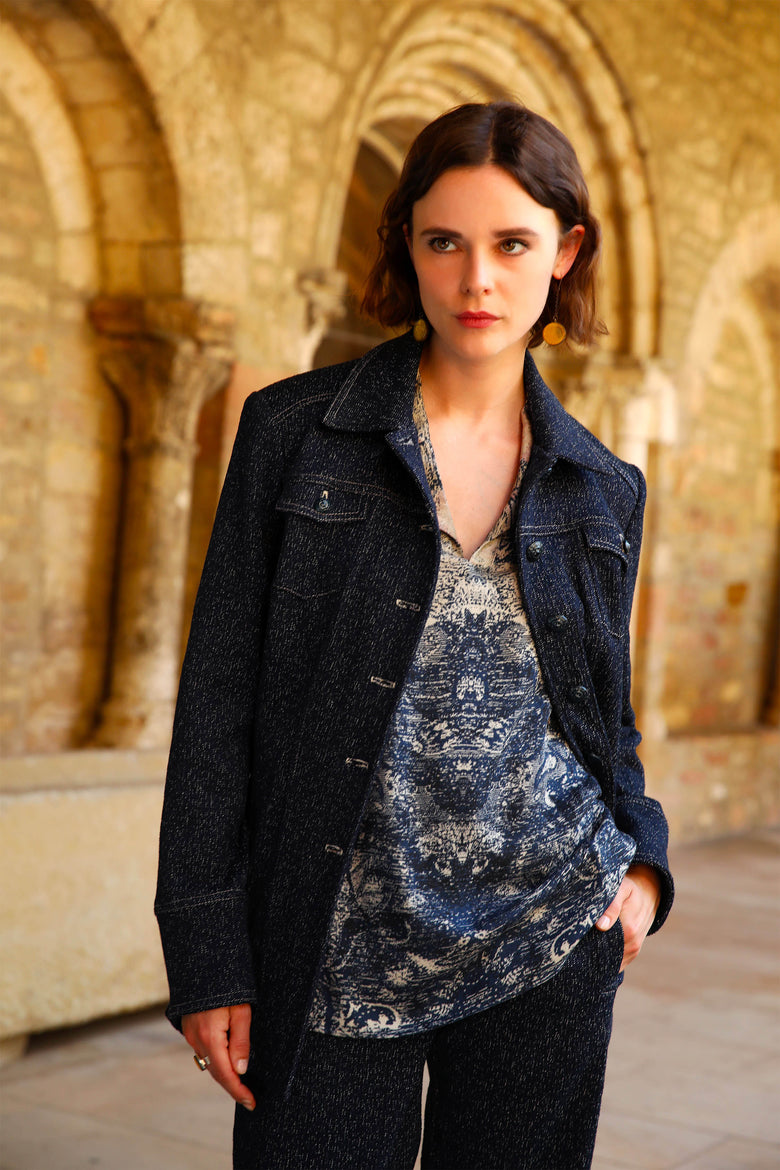 vêtement artist la marque top-ample-tapisserie