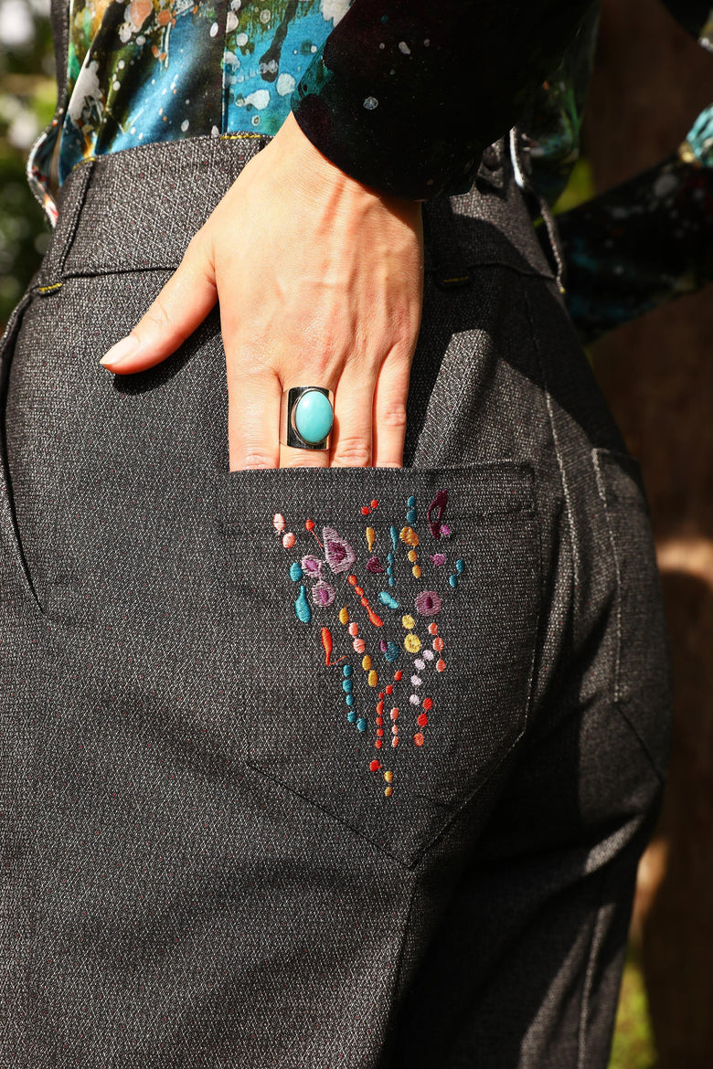 vêtement artist la marque pantalon-au-paradis