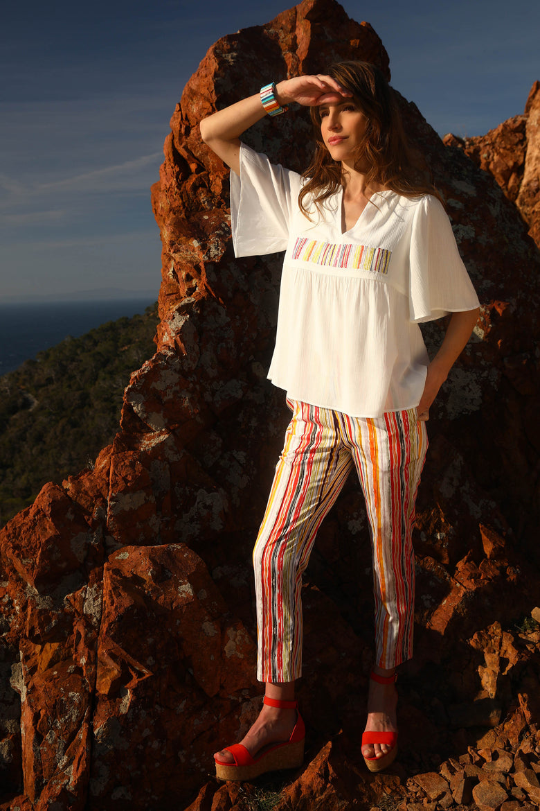 vêtement artist la marque pantalon-imprime-romance