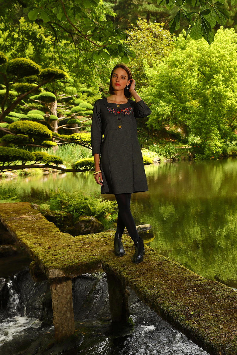 vêtement artist la marque robe-au-paradis