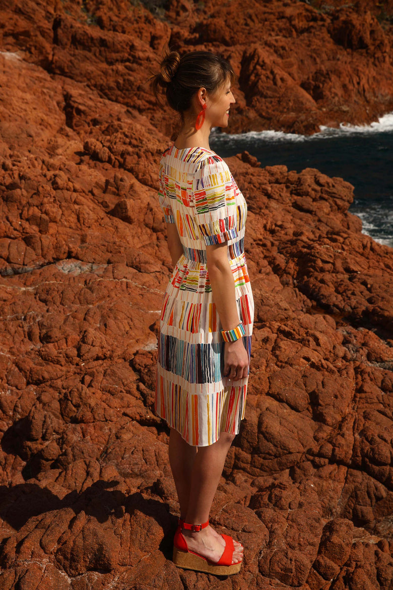 vêtement artist la marque robe-imprimee-romance
