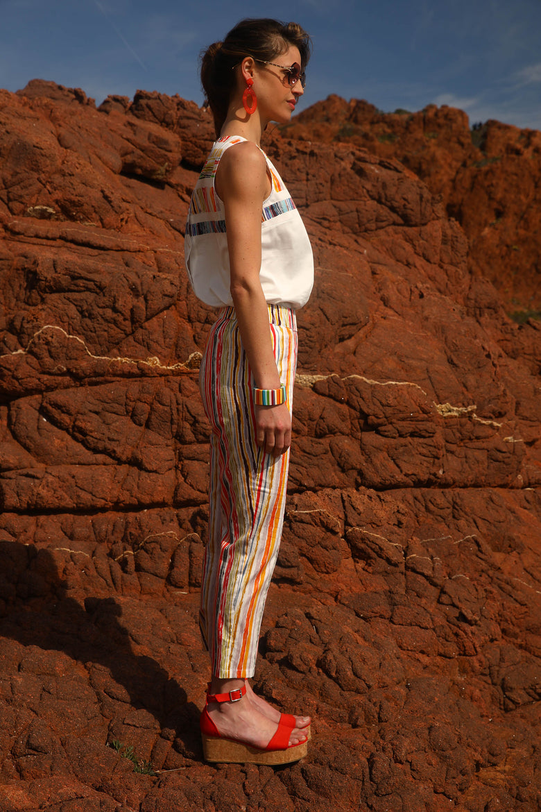 vêtement artist la marque pantalon-imprime-romance