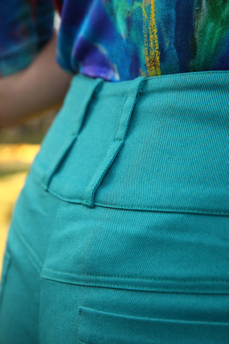 vêtement artist la marque le-pantalon-bleu-ecoutons-nos-paysages