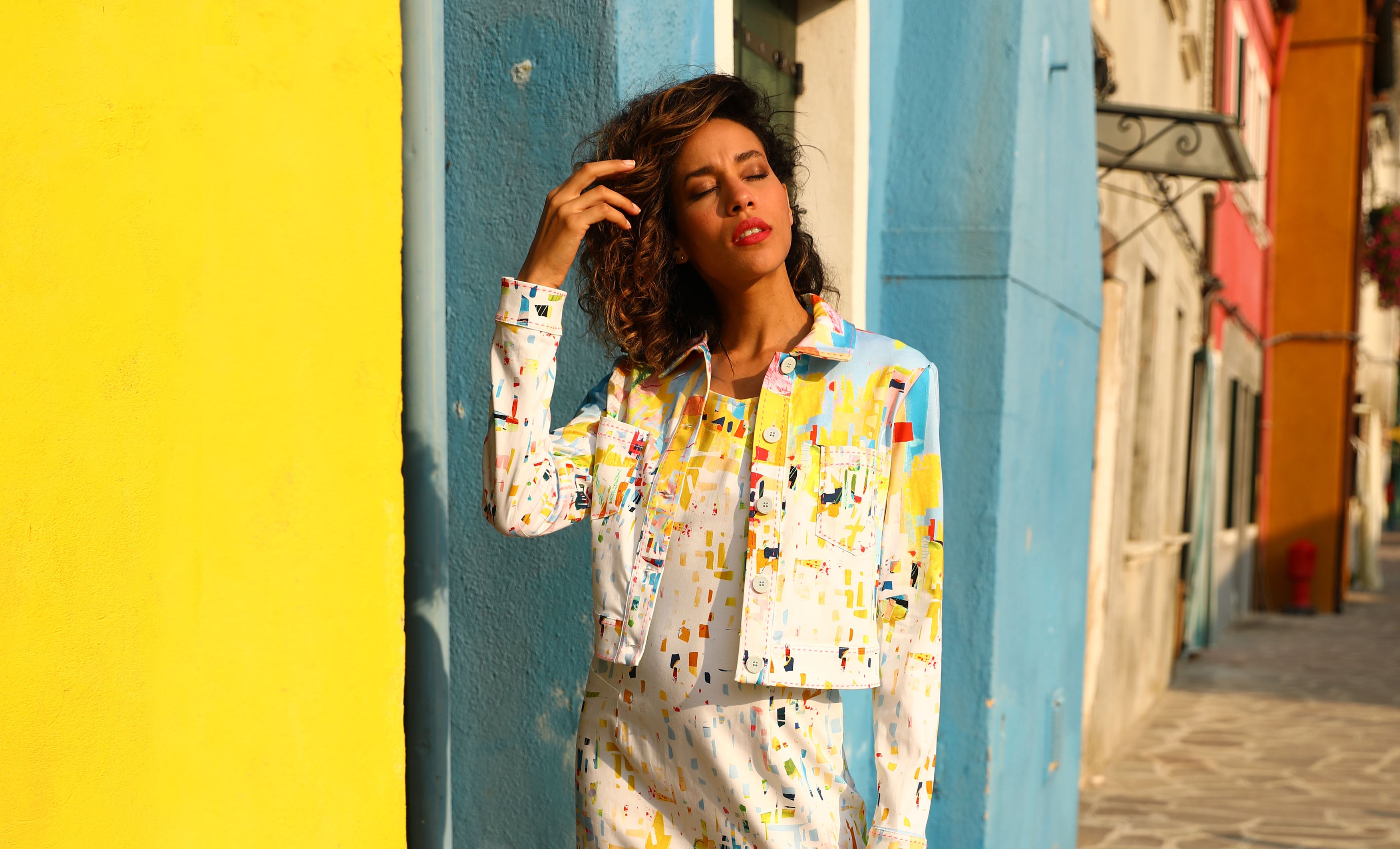 D'une oeuvre d'art à la conception de vêtements, voici comment nous travaillons notre différence !