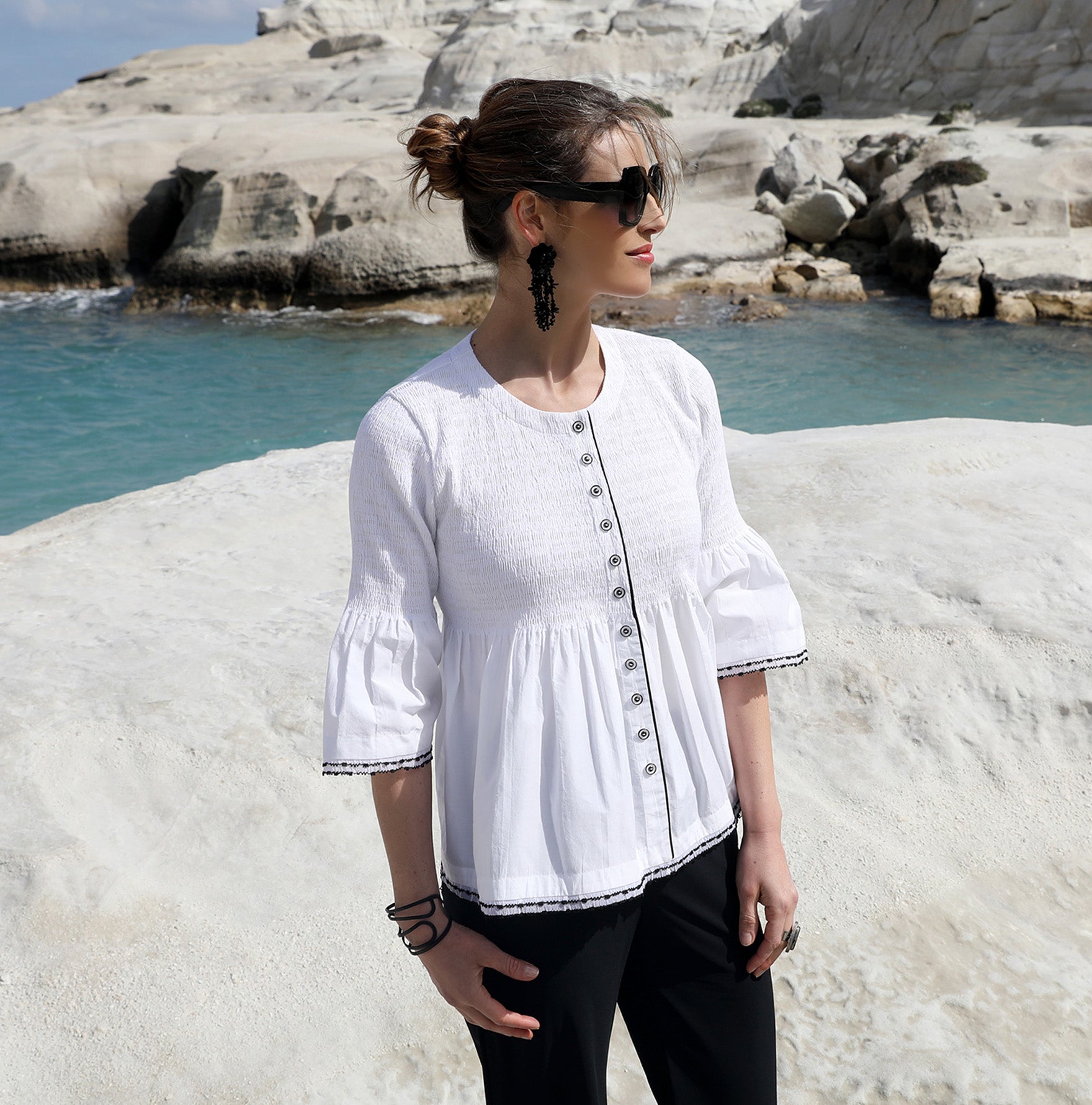 THE JACKET | WHITE ON BLACK