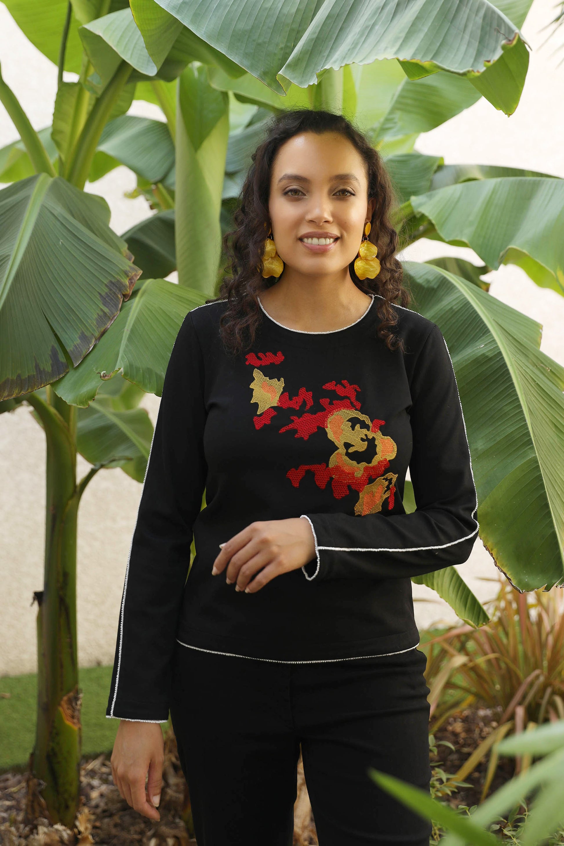 LE TOP BRODÉ | A FLEUR DE PEAU