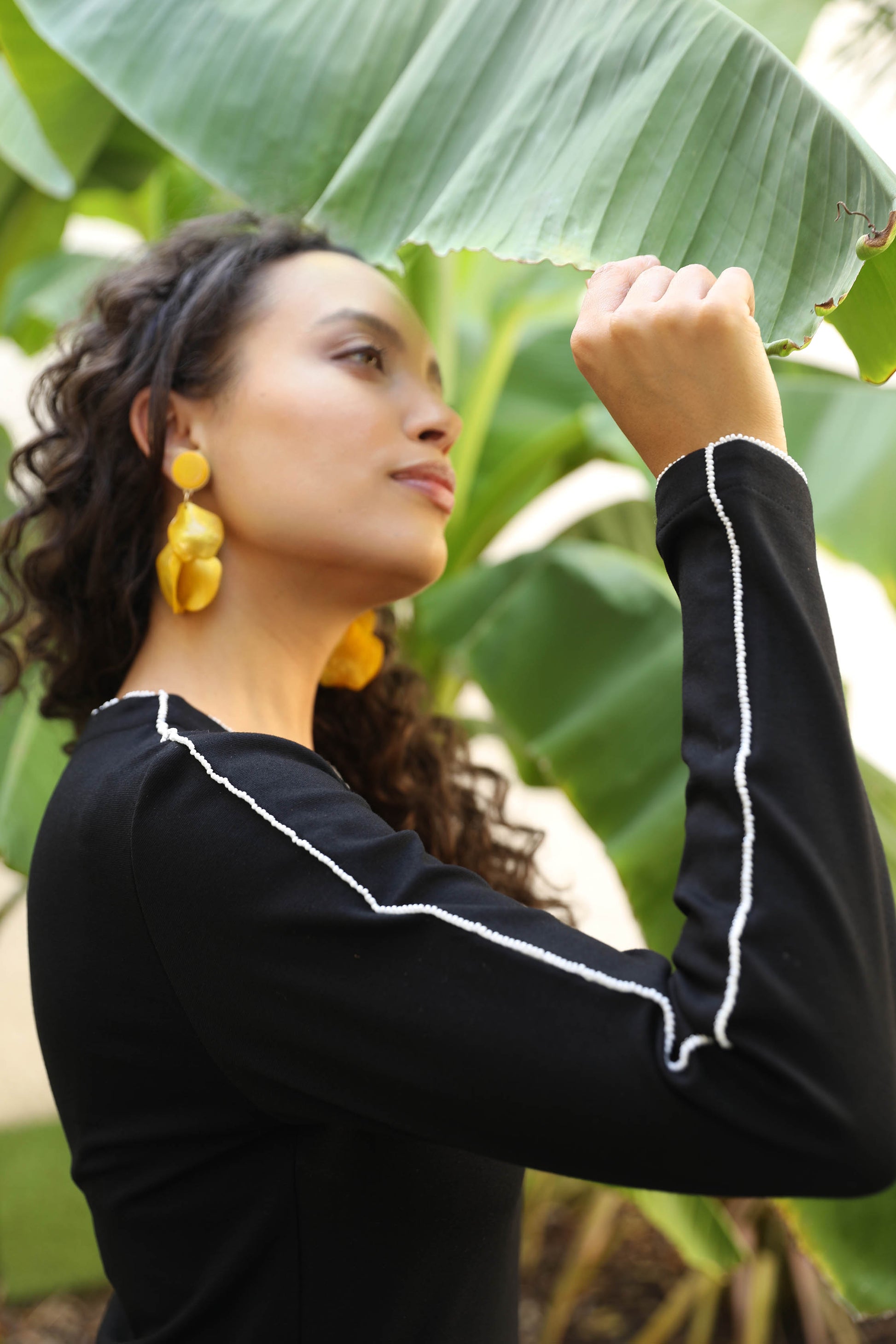 LE TOP BRODÉ | A FLEUR DE PEAU