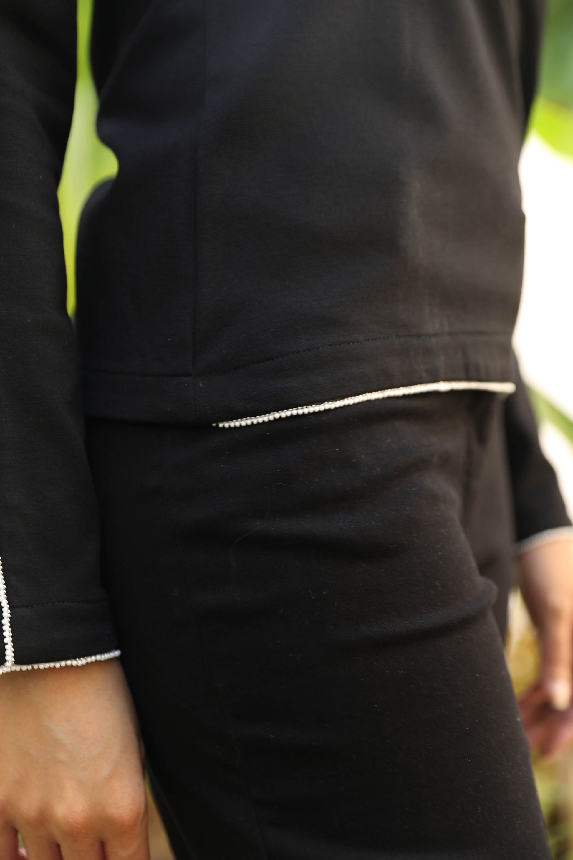 LE TOP BRODÉ | A FLEUR DE PEAU