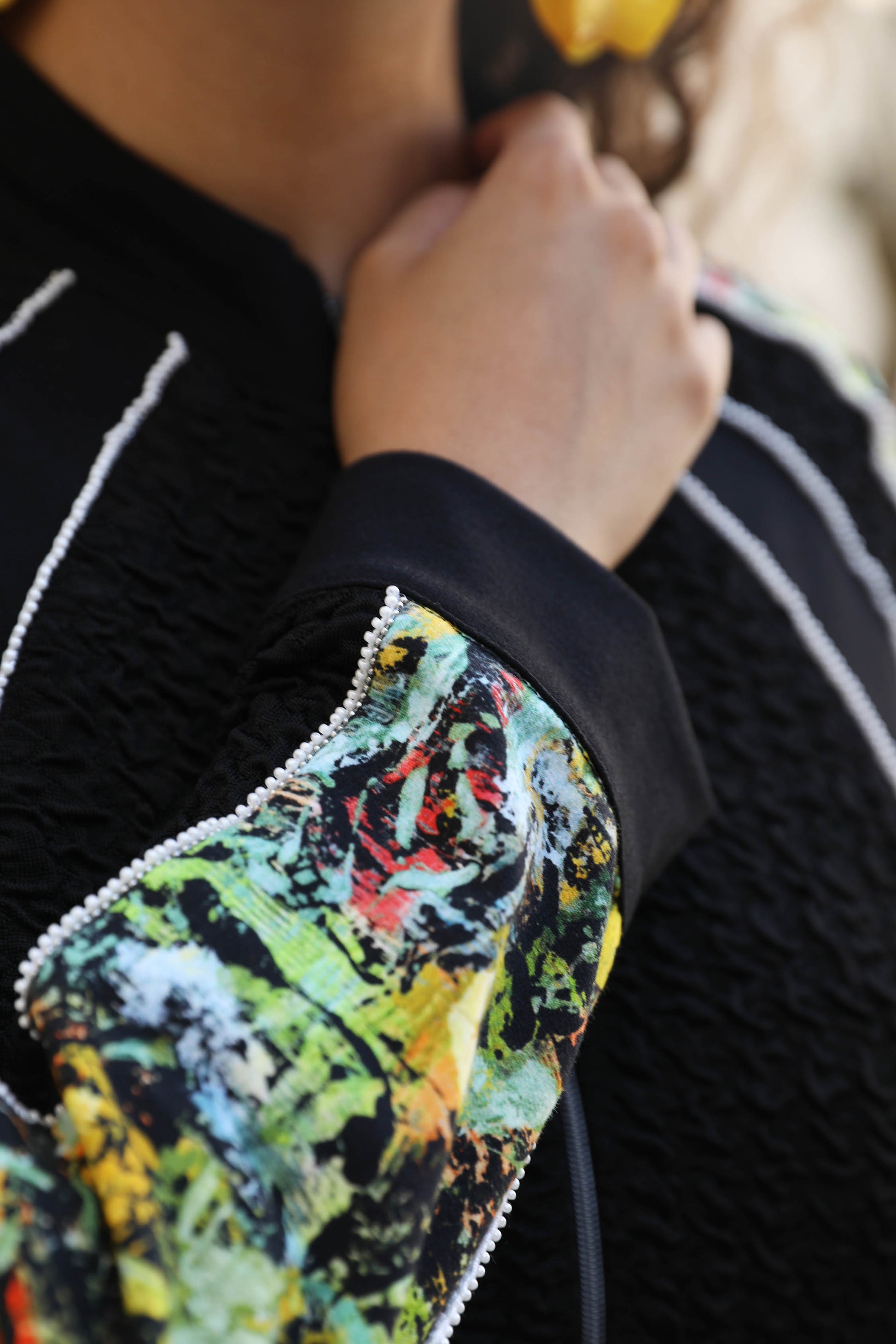 LE CARDIGAN ZIPPÉ | A FLEUR DE PEAU