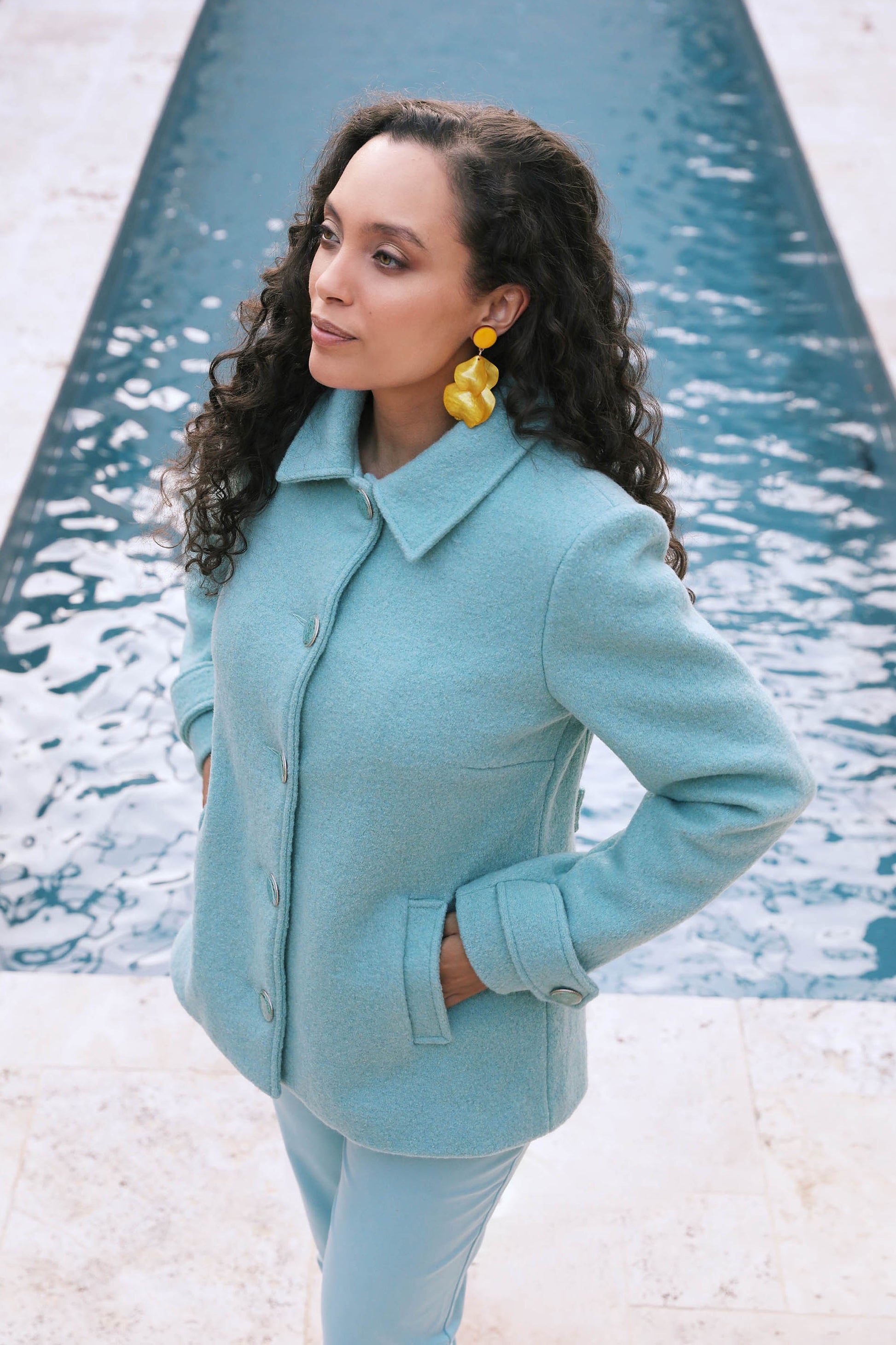 LA VESTE EN LAINE | A FLEUR DE PEAU