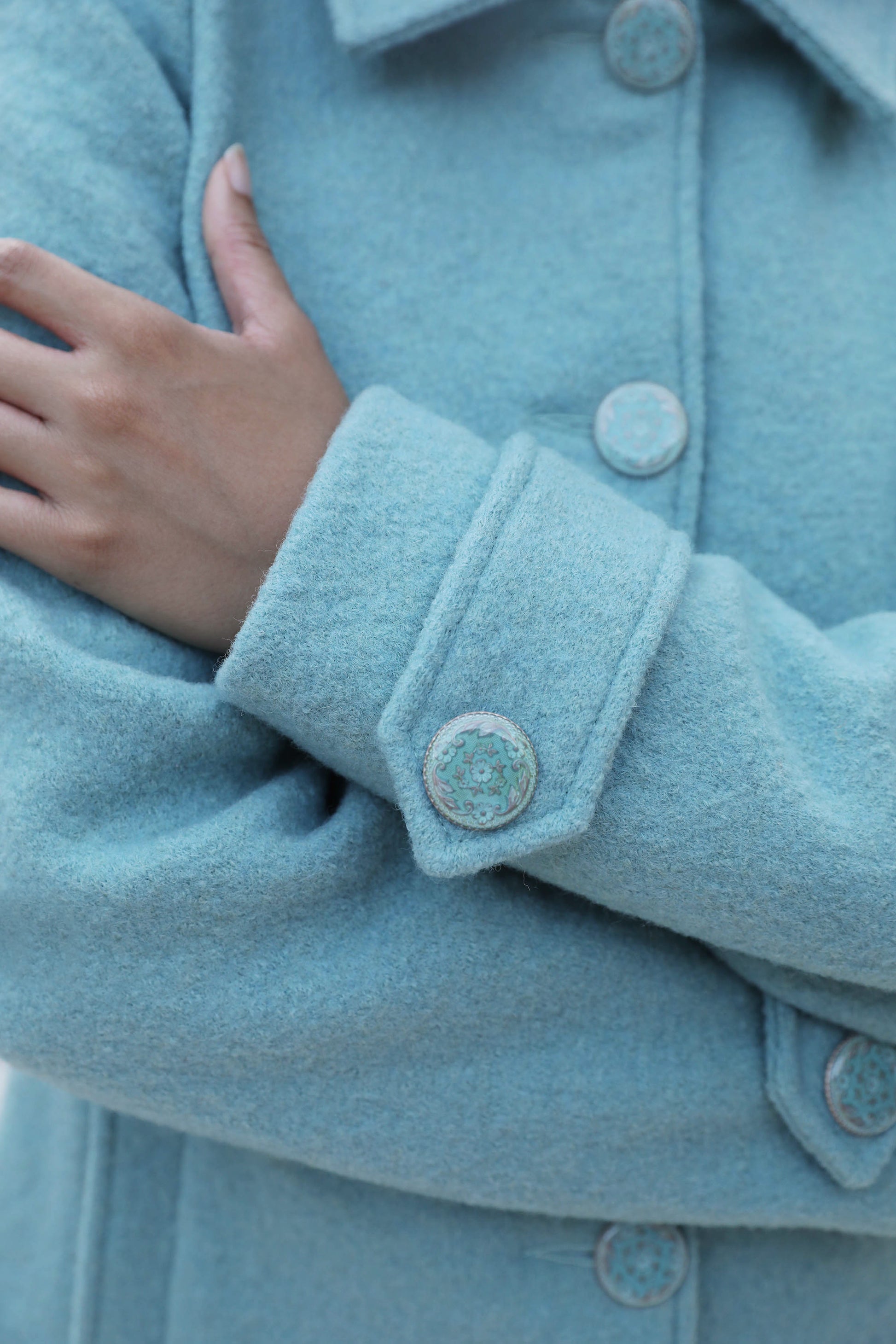 LA VESTE EN LAINE | A FLEUR DE PEAU