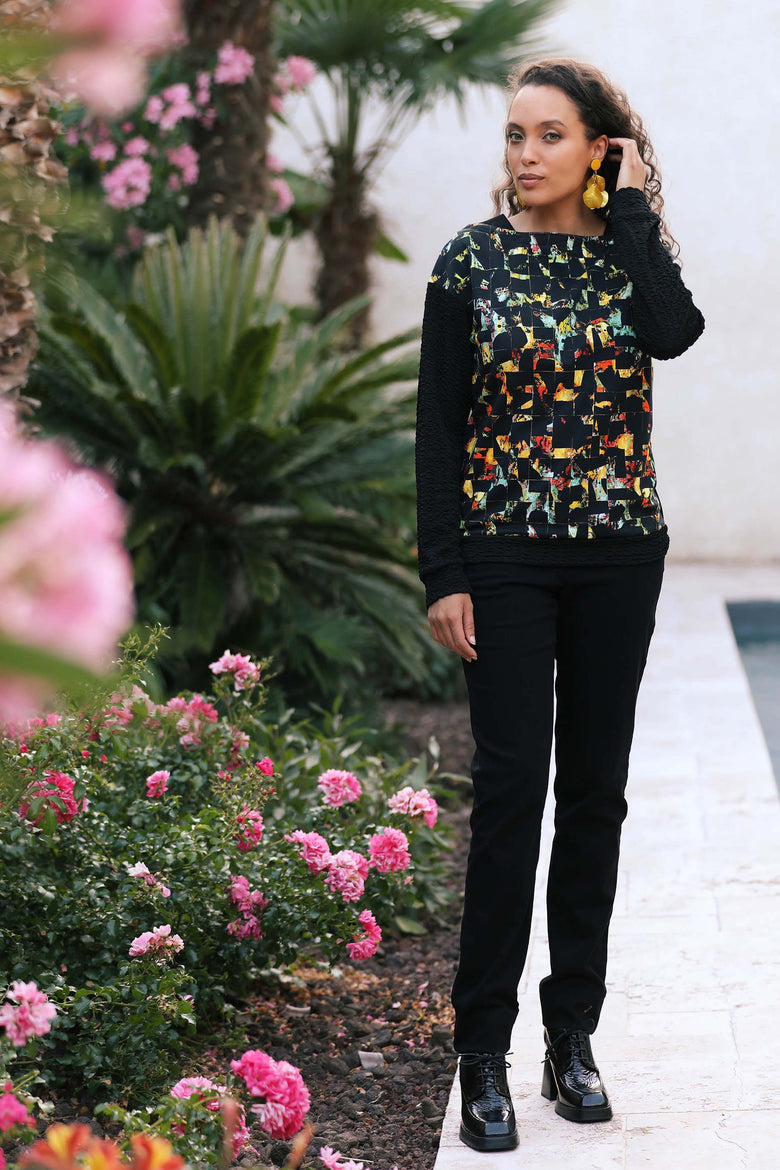 vêtement artist la marque sweat-a-fleur-de-peau