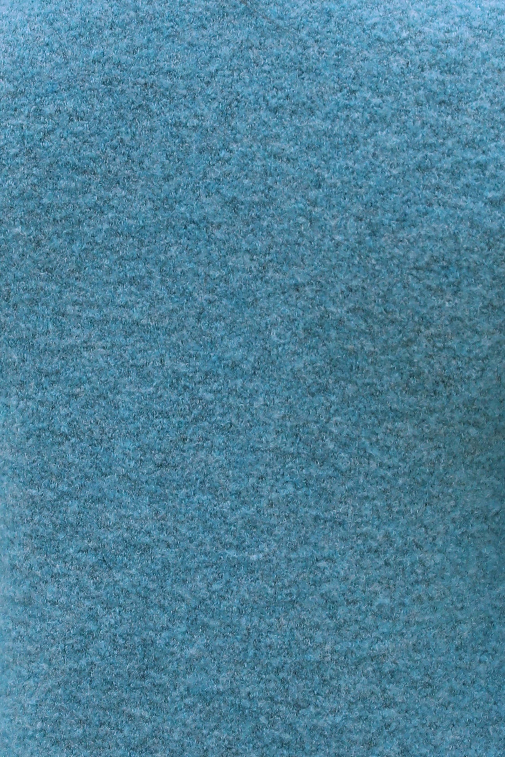 LE PULL SANS MANCHES | A FLEUR DE PEAU