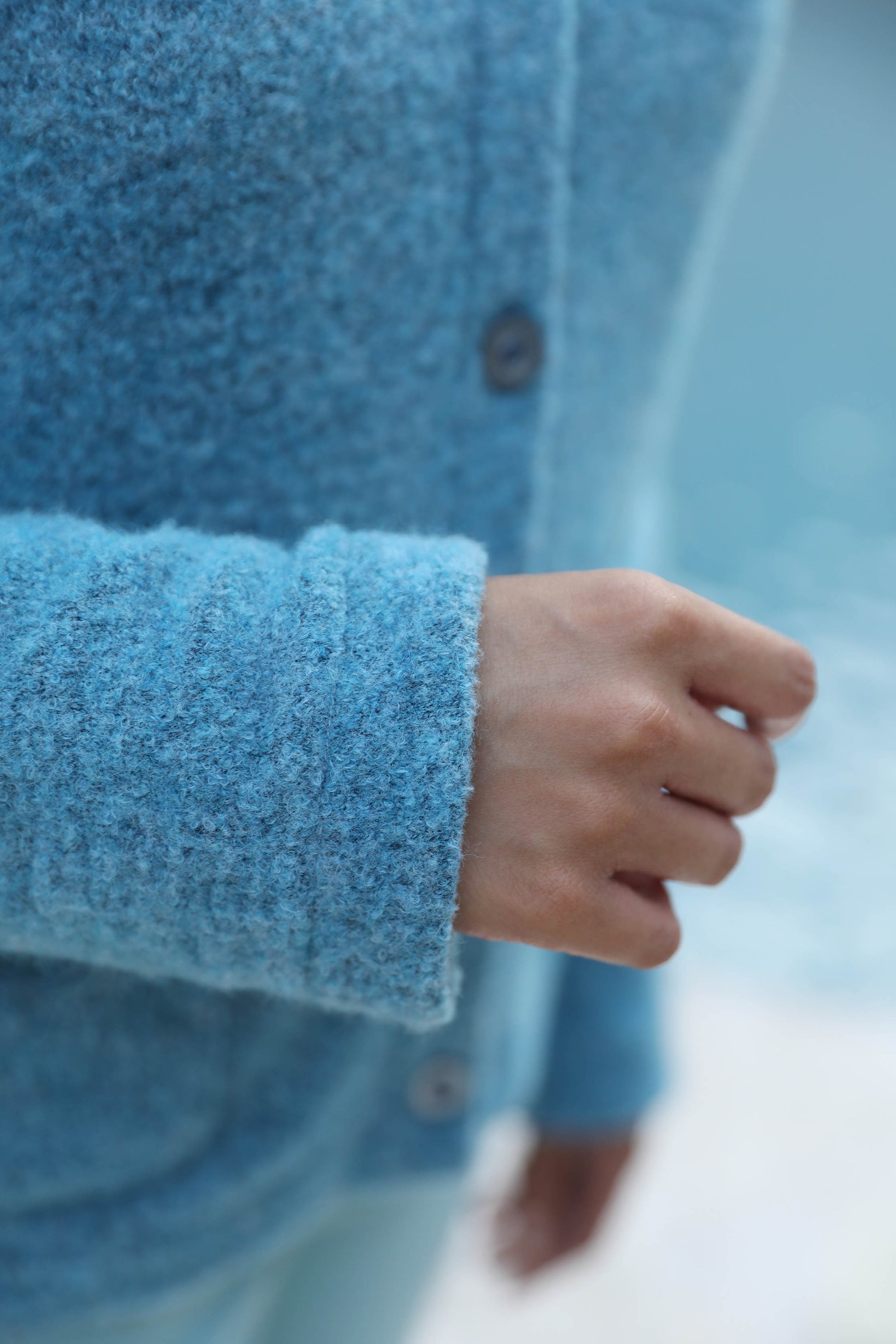 LE CARDIGAN UNI | A FLEUR DE PEAU