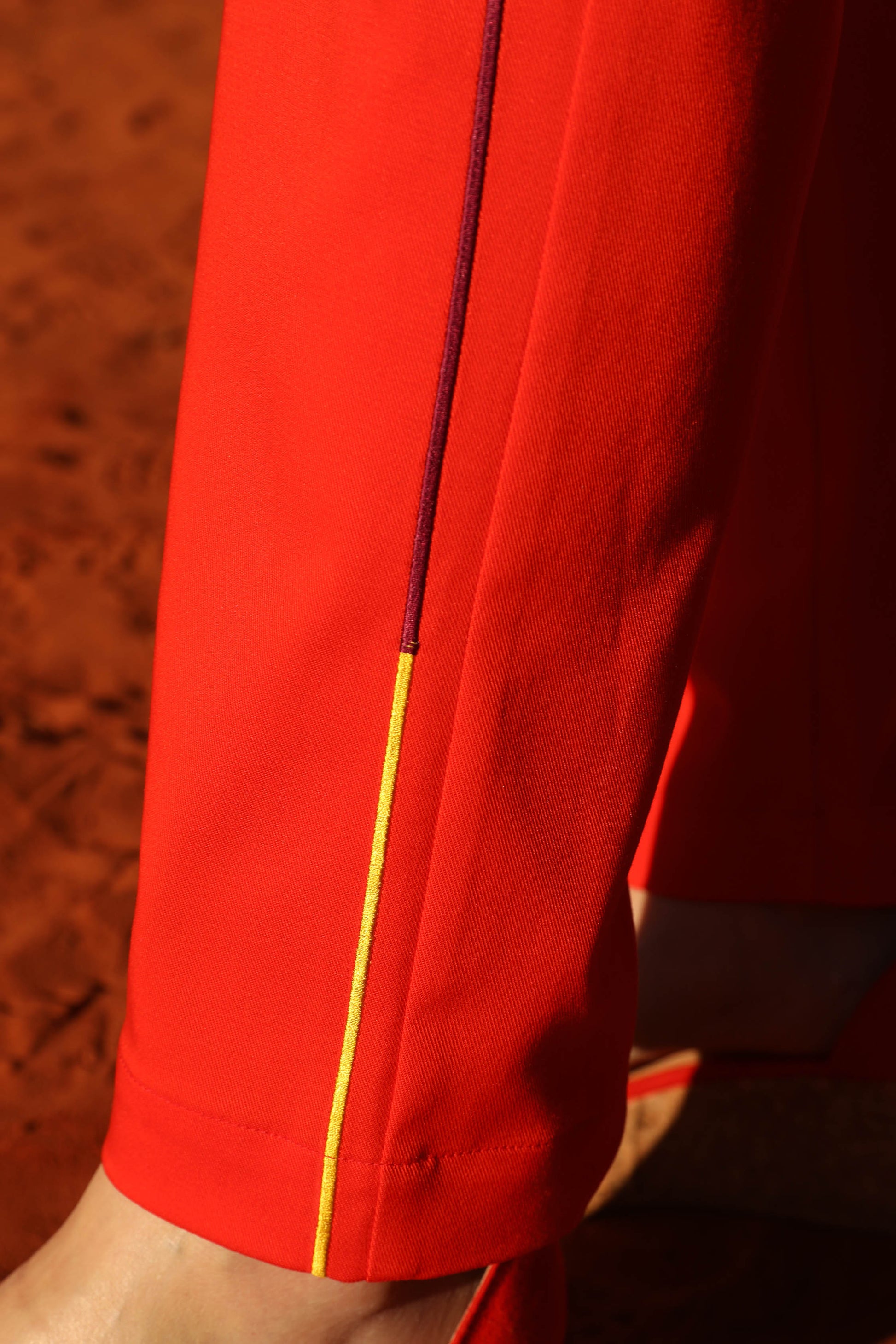 LE PANTALON UNI BRODÉ | MILLE ET UNE COULEURS