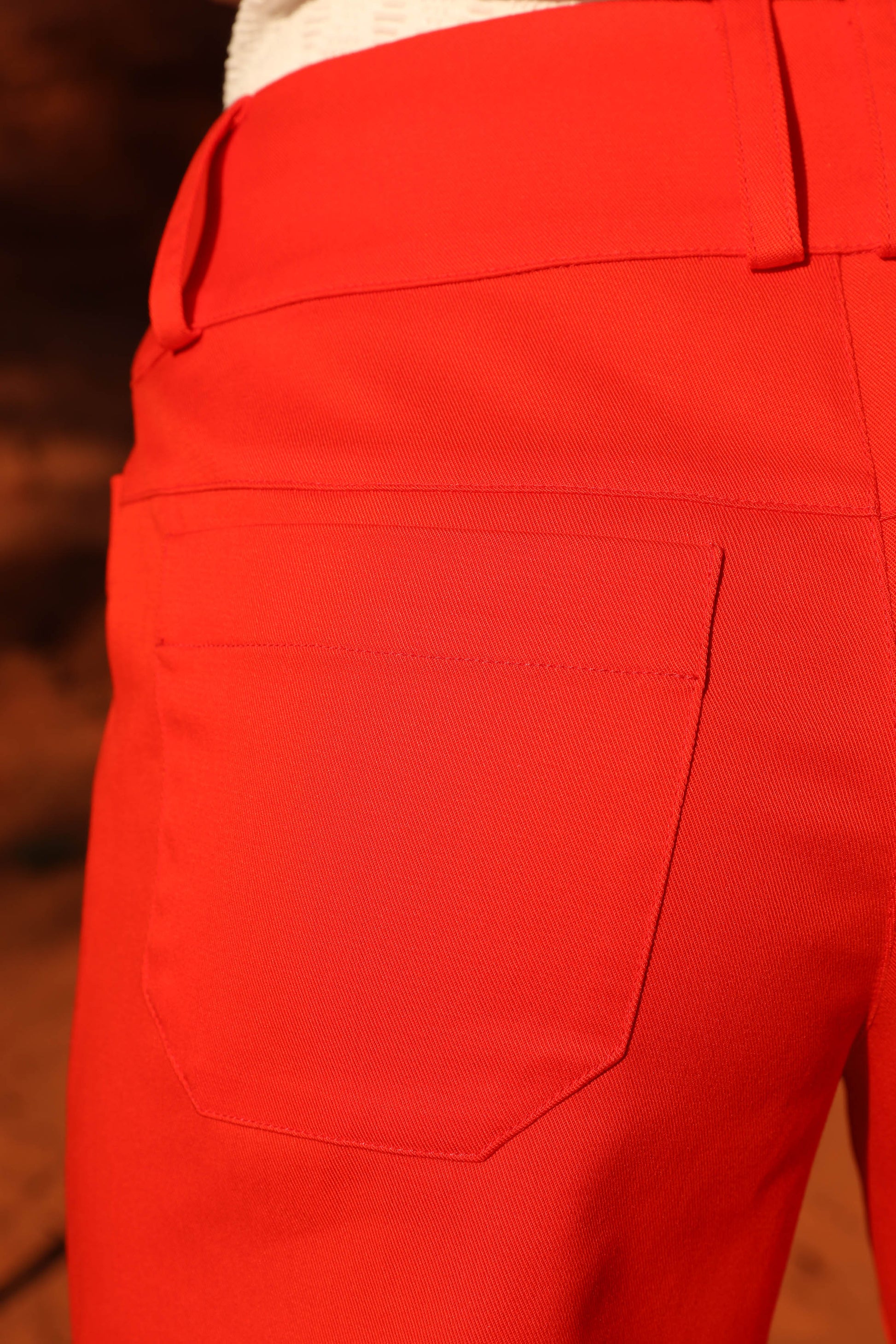 LE PANTALON UNI BRODÉ | MILLE ET UNE COULEURS