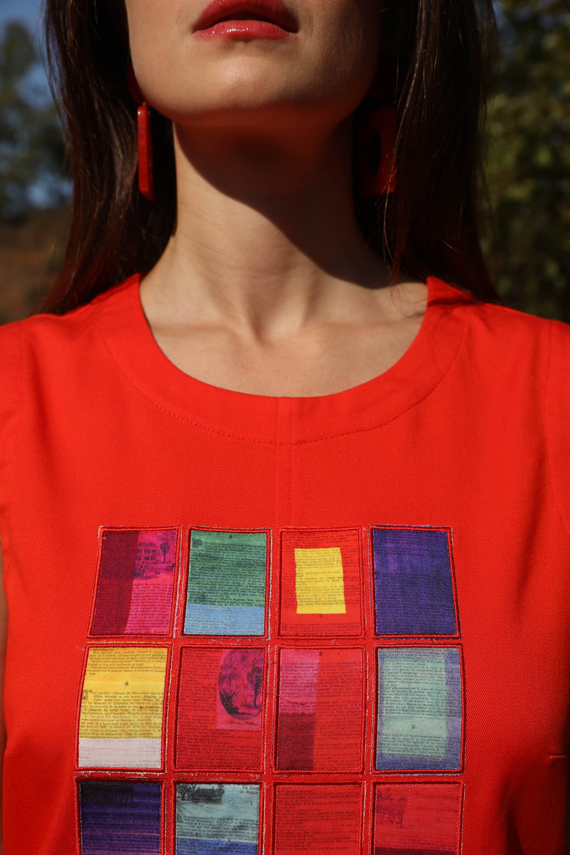 THE DRESS | A THOUSAND AND ONE COLORS