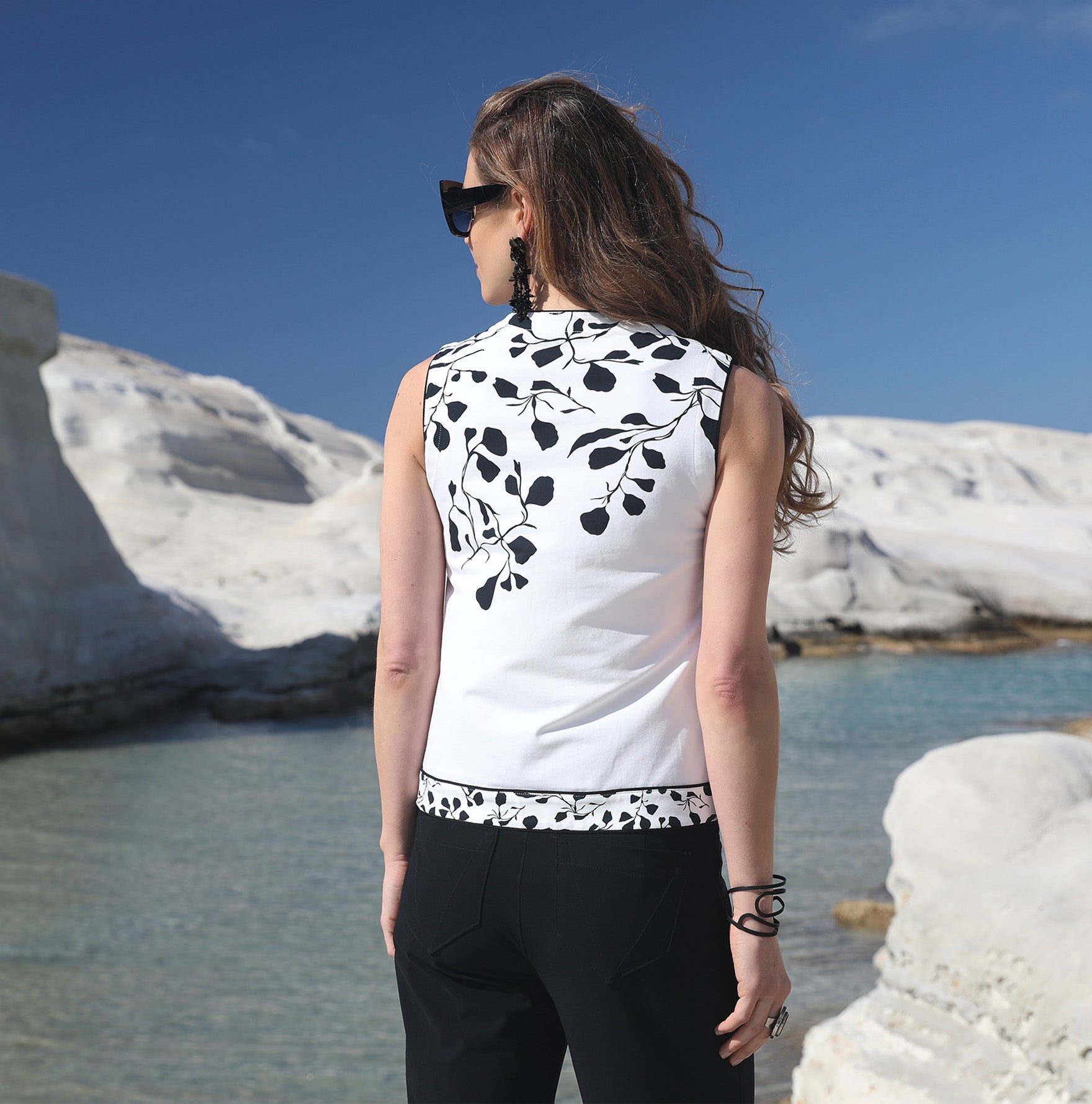 LE TOP SANS MANCHES | BLANC DE NOIR