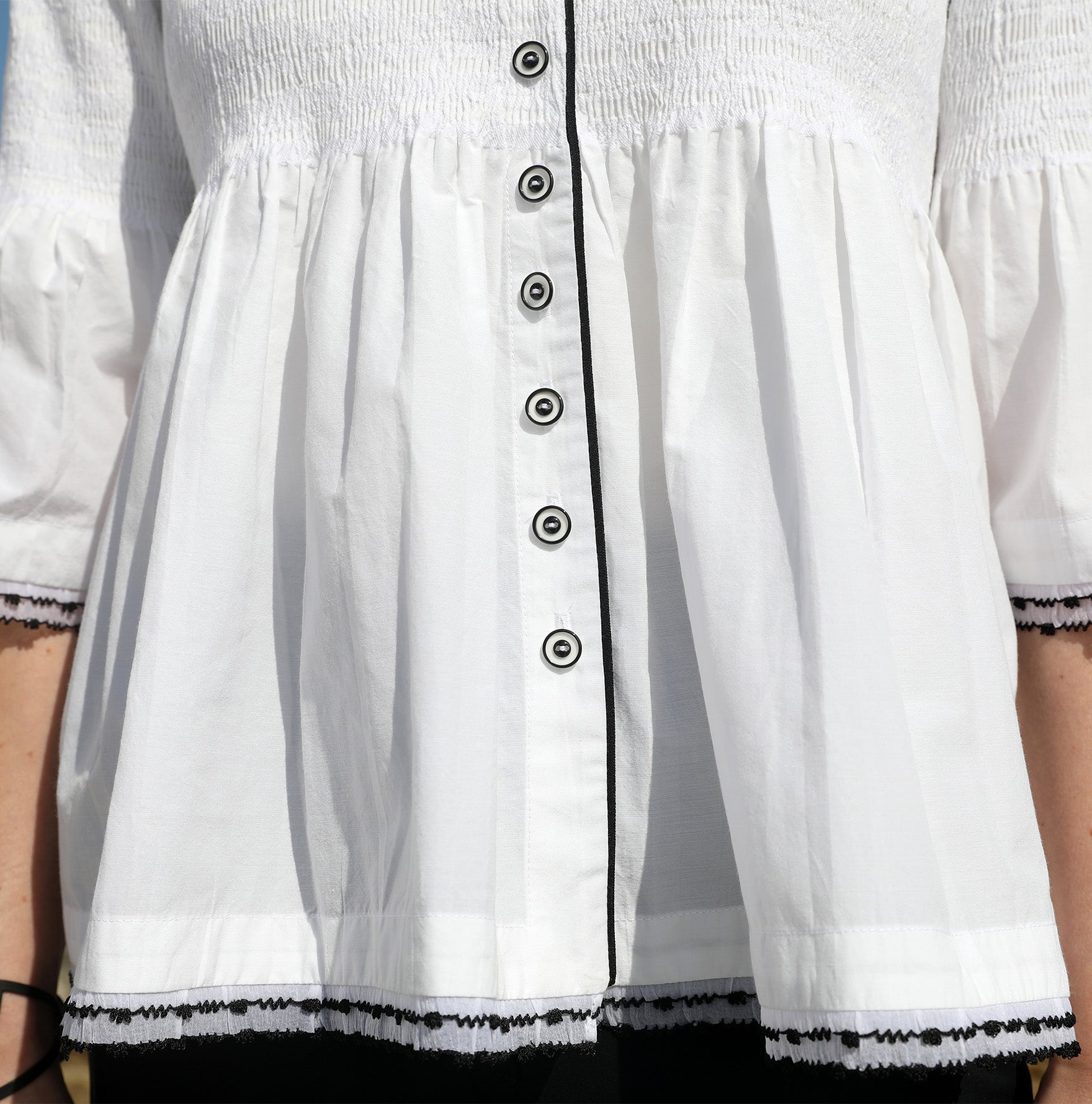 THE JACKET | WHITE ON BLACK