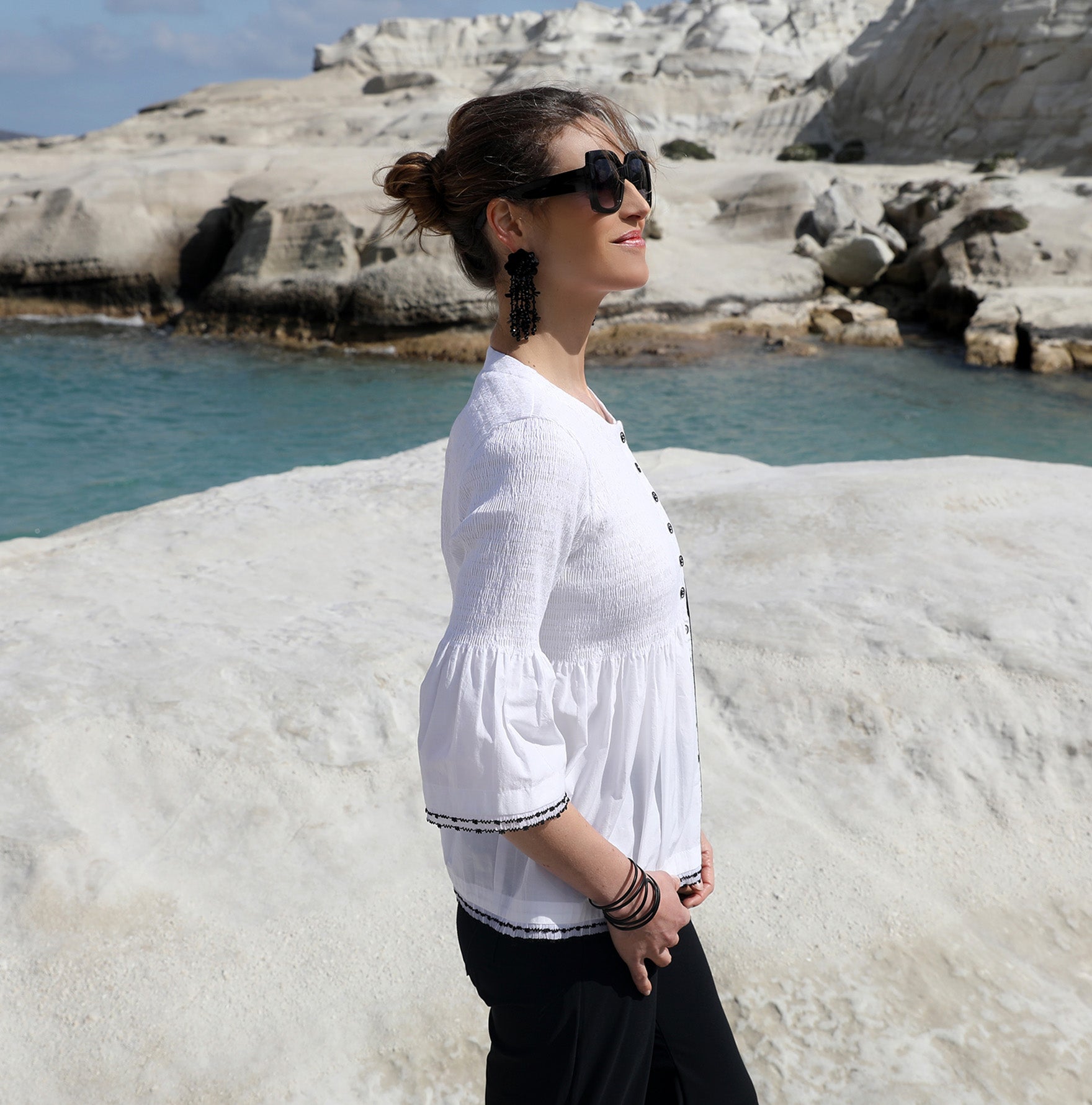 THE JACKET | WHITE ON BLACK