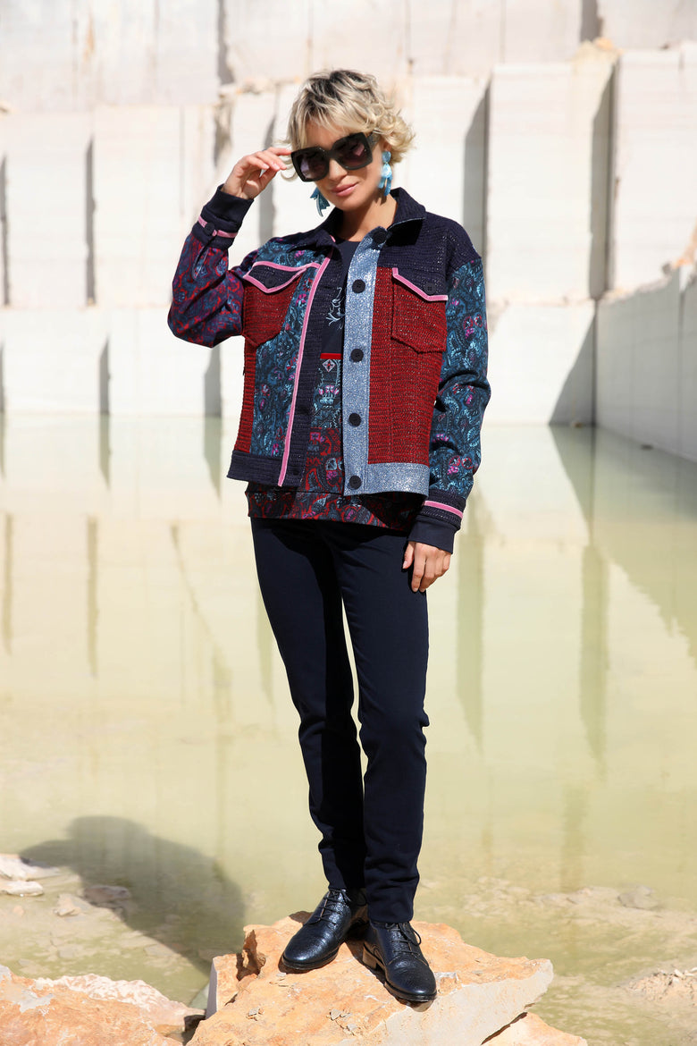 vêtement artist la marque pull-brode-memory