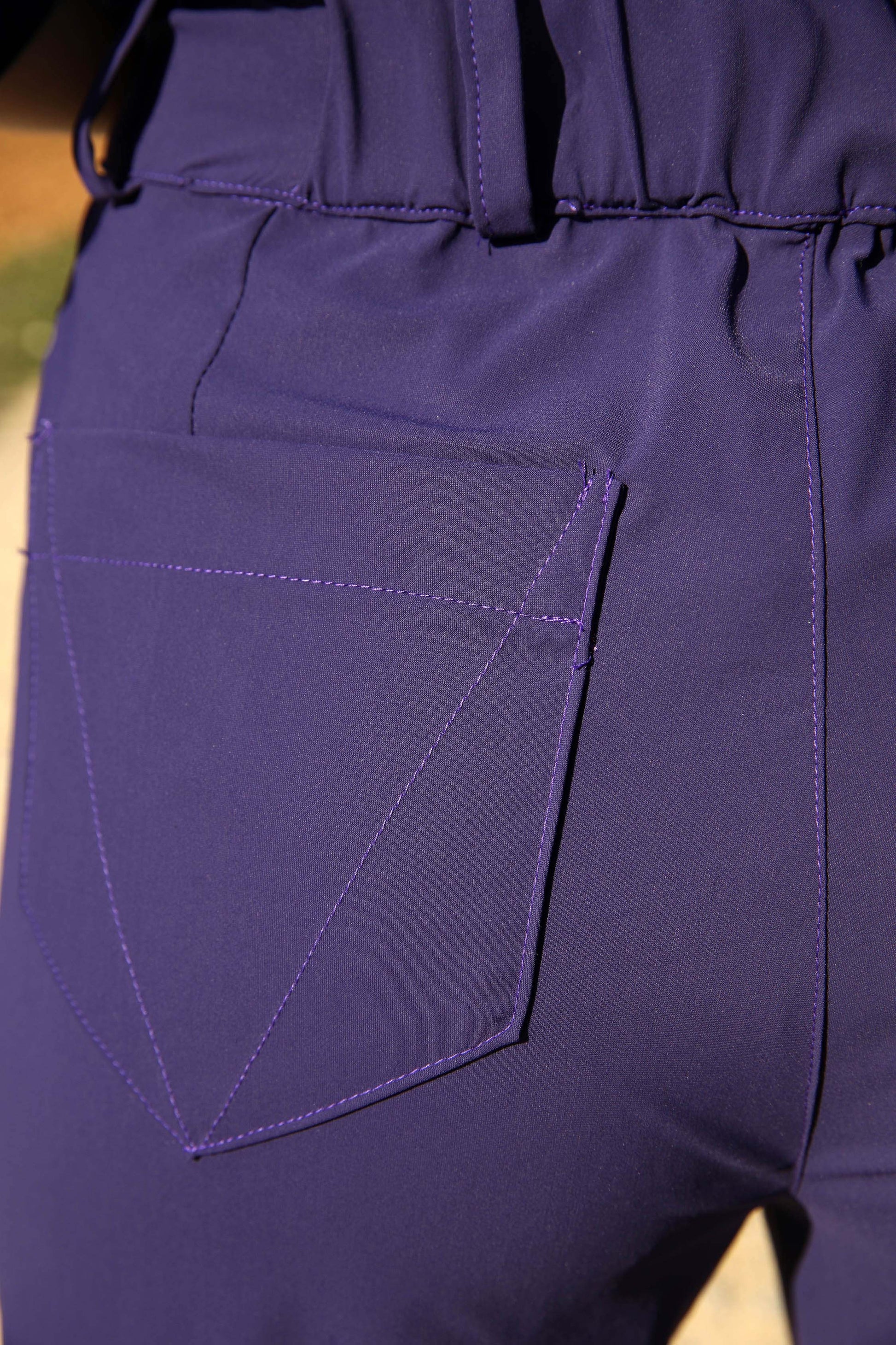 LE PANTALON | LES GRANDS CHEMINS