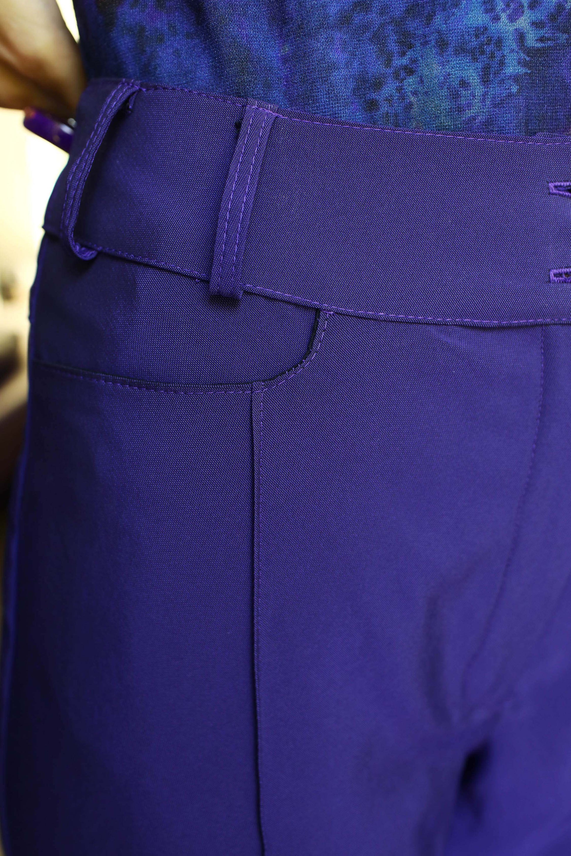 LE PANTALON | COULEUR POURPRE