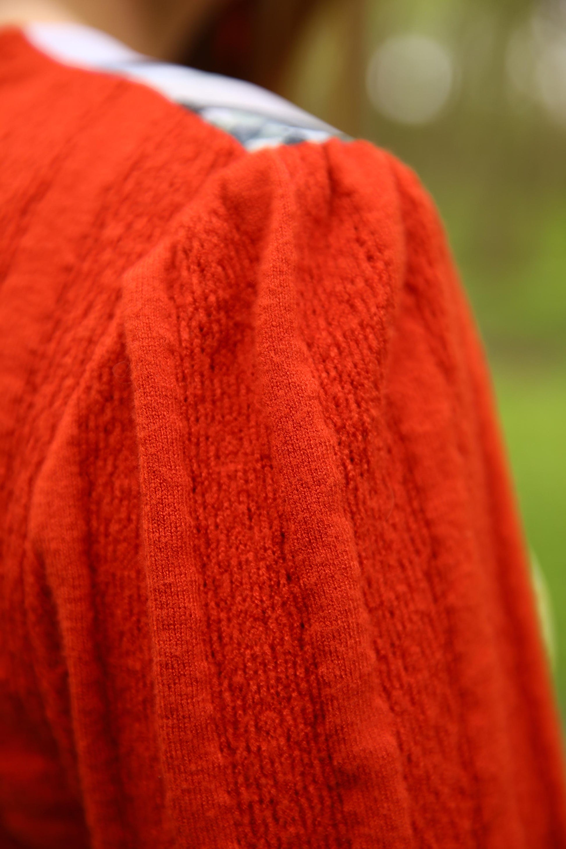 LE PULL COL V | LEGENDE D'AUTOMNE