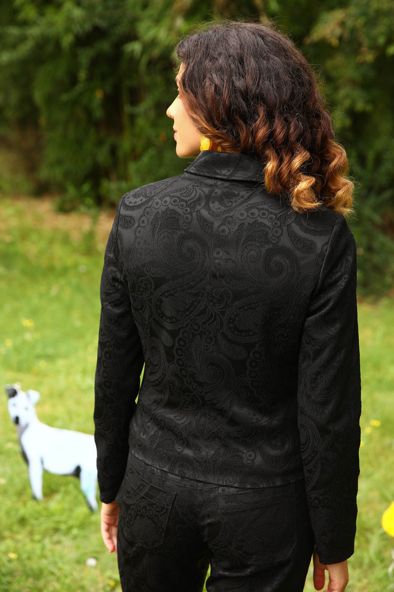 vêtement artist la marque veste-noire-en-bonne-compagnie