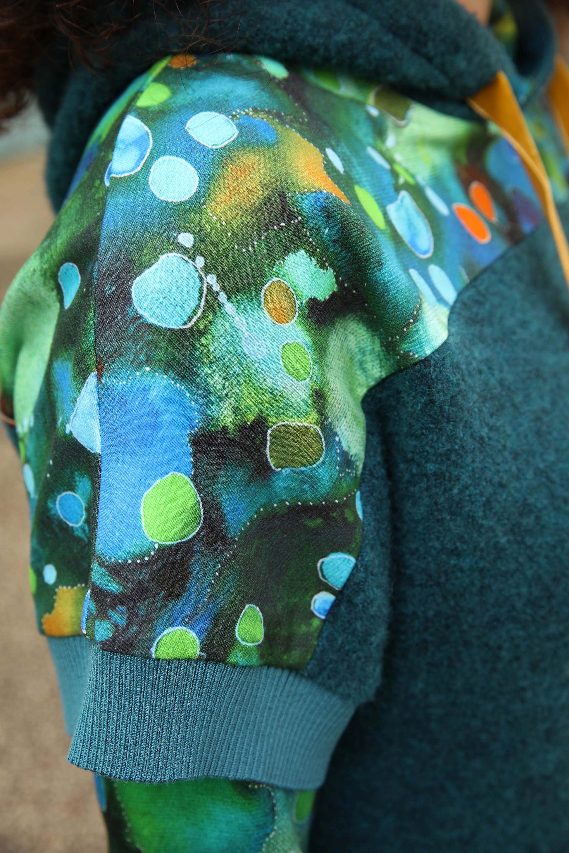 LE PULL MANCHES COURTES | AU PAYS DES MERVEILLES
