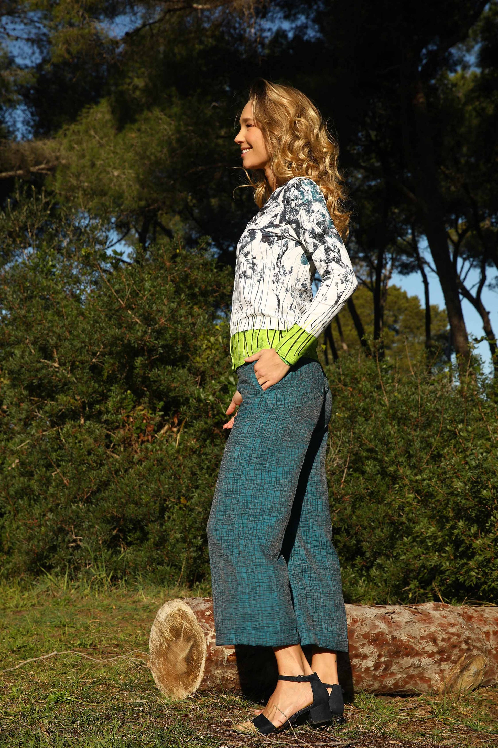 LE PANTALON | UN ÉTÉ SOUS LES PINS