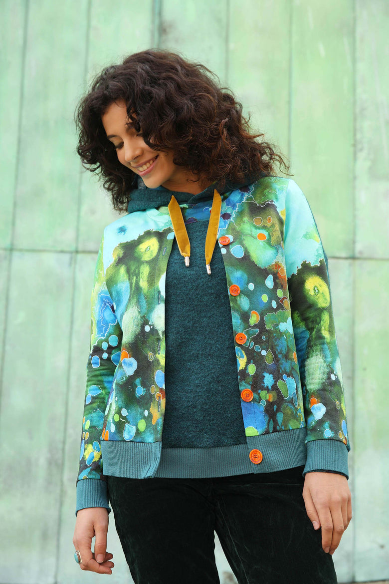 vêtement artist la marque pull-manches-courtes-au-pays-des-merveilles